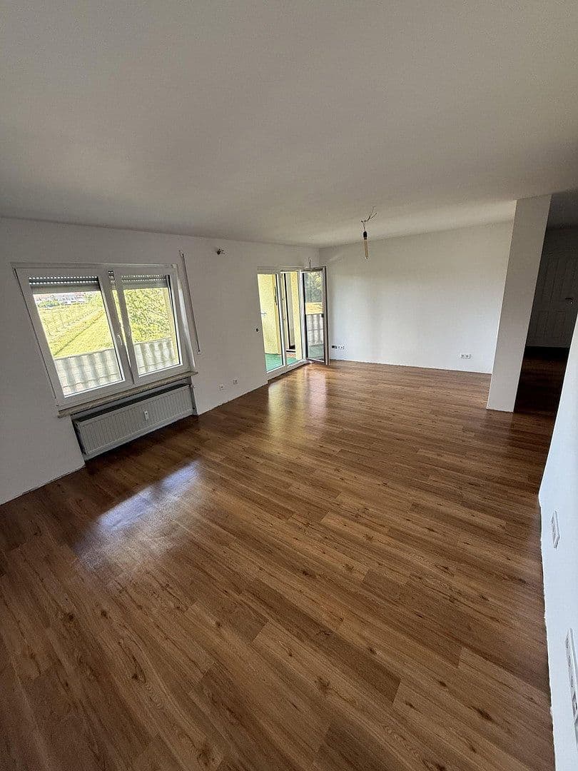 Prenájom bytu 7-izbový 152 m², Frankfurt, Hesensko Prenájom bytu 7-izbový 152 m², Frankfurt, Hesensko