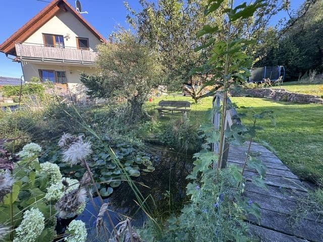 Predaj domu 184 m², pozemok 1.076 m², Ostrach, Bádensko-Wurttembersko Predaj domu 184 m², pozemok 1.076 m², Ostrach, Bádensko-Wurttembersko