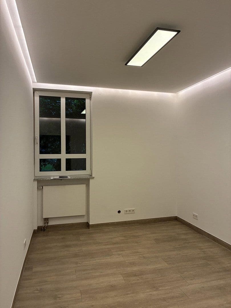Prenájom kancelárie 145 m², Pienzenauserstr. 14, München, Bavorsko Prenájom kancelárie 145 m², Pienzenauserstr. 14, München, Bavorsko