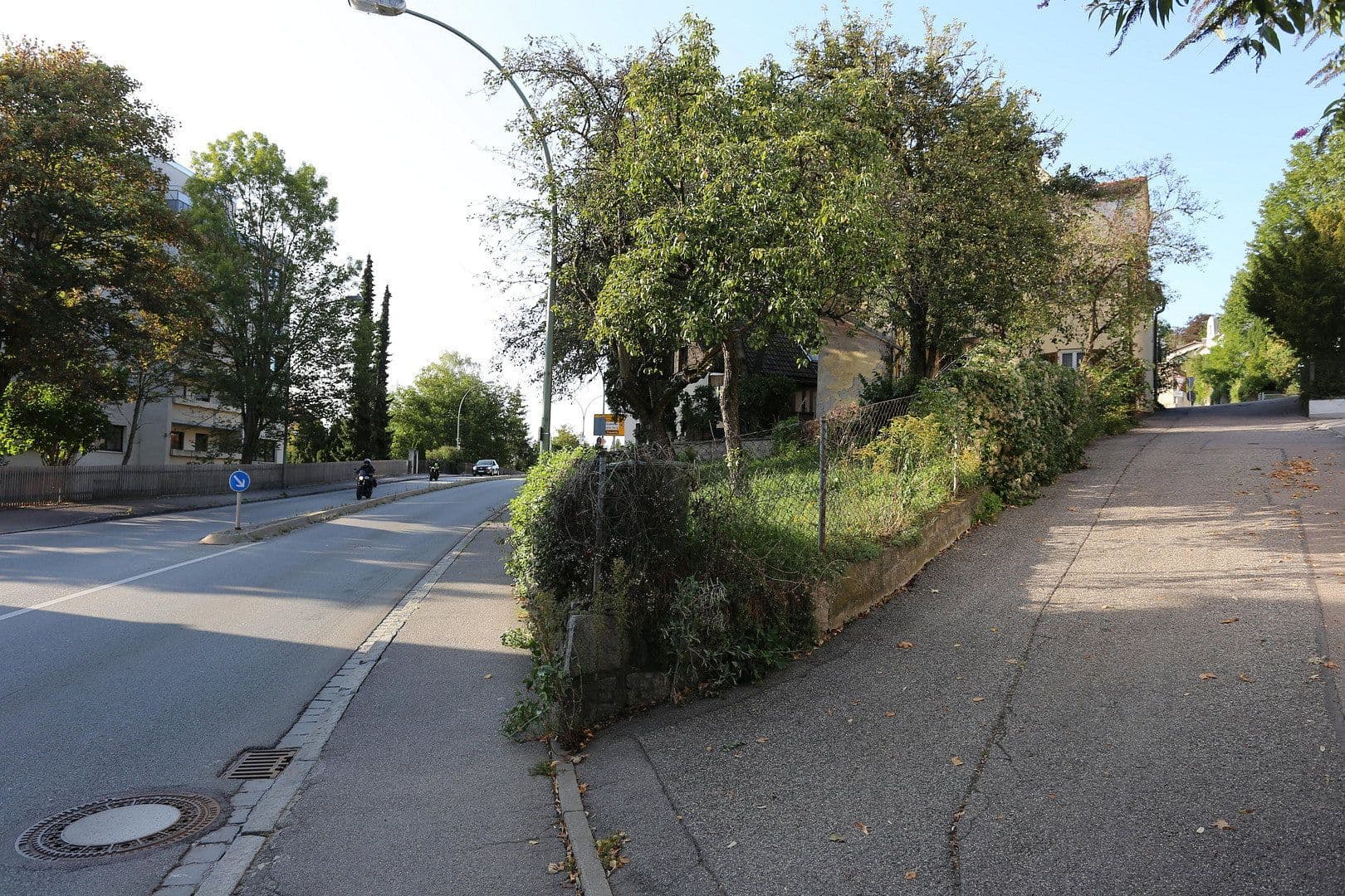 Predaj domu 400 m², pozemok 750 m², Neue Bergstraße 30, Landshut, Bavorsko Predaj domu 400 m², pozemok 750 m², Neue Bergstraße 30, Landshut, Bavorsko