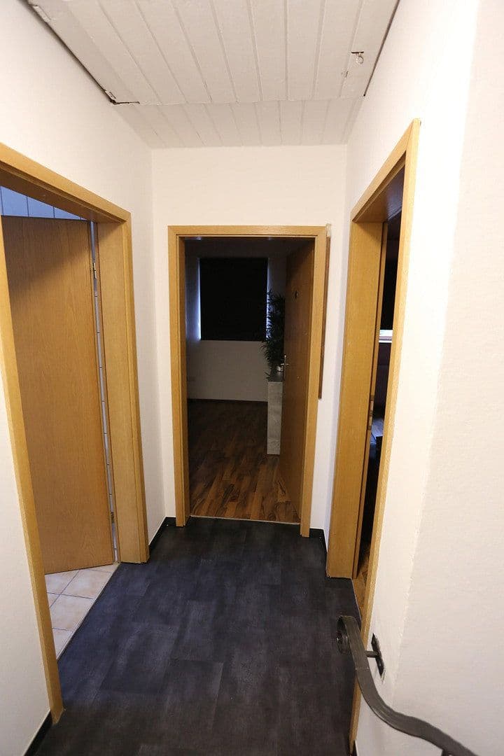 Predaj domu 400 m², pozemok 750 m², Neue Bergstraße 30, Landshut, Bavorsko Predaj domu 400 m², pozemok 750 m², Neue Bergstraße 30, Landshut, Bavorsko