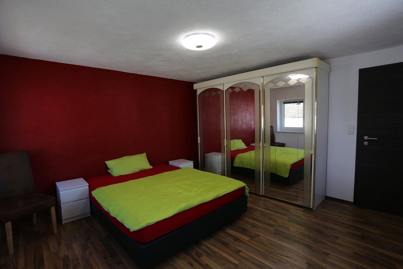 Predaj domu 400 m², pozemok 750 m², Neue Bergstraße 30, Landshut, Bavorsko Predaj domu 400 m², pozemok 750 m², Neue Bergstraße 30, Landshut, Bavorsko