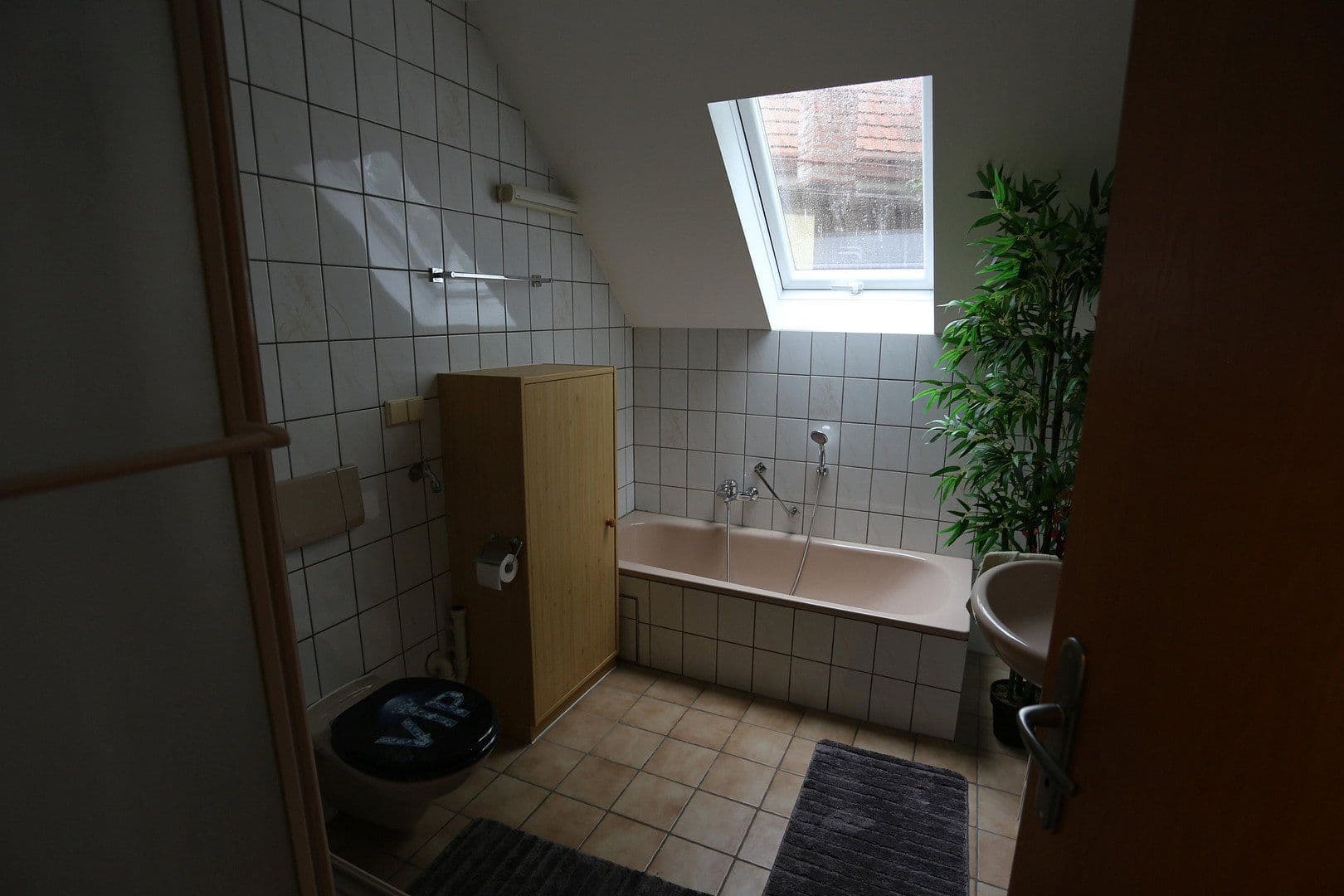 Predaj domu 400 m², pozemok 750 m², Neue Bergstraße 30, Landshut, Bavorsko Predaj domu 400 m², pozemok 750 m², Neue Bergstraße 30, Landshut, Bavorsko