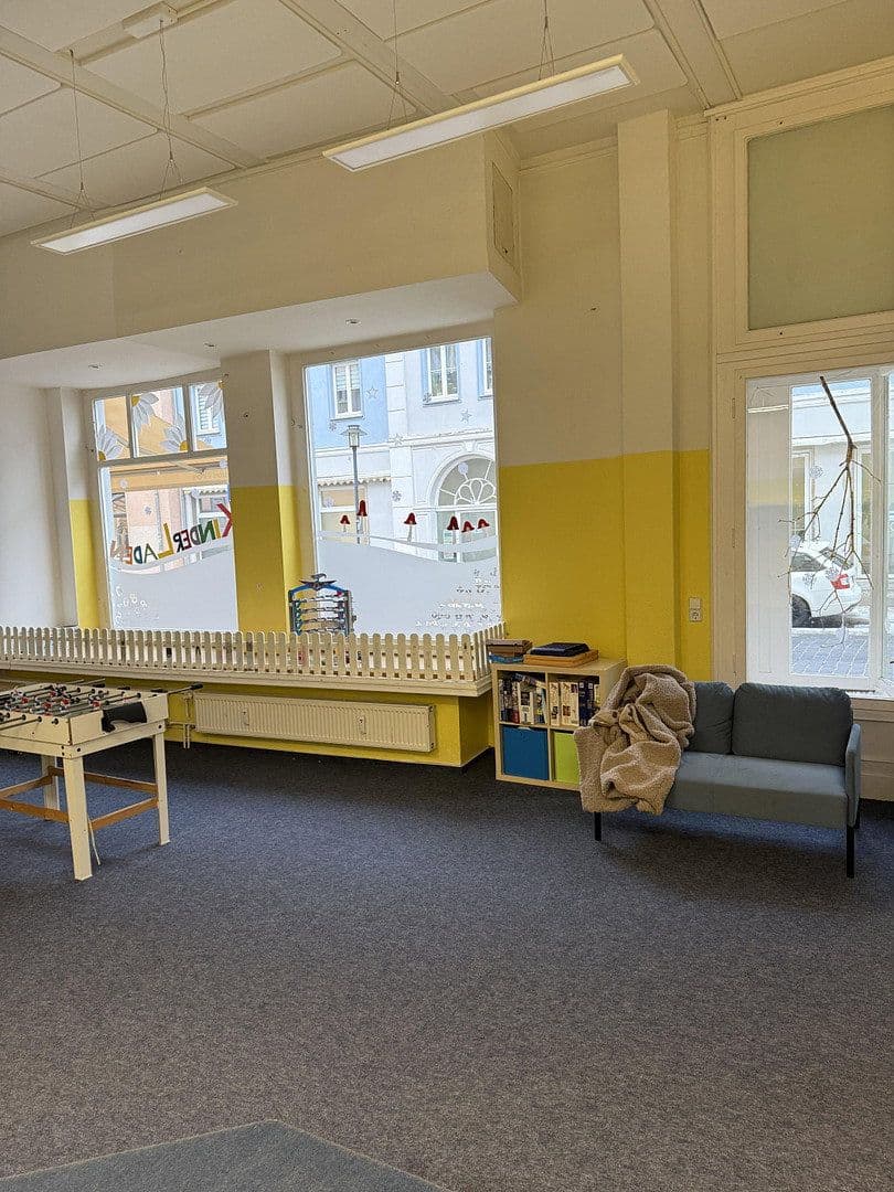 Prenájom kancelárie 155 m², Wartlaustraße 3, Neubrandenburg, Meklenbursko-Predpomoransko Prenájom kancelárie 155 m², Wartlaustraße 3, Neubrandenburg, Meklenbursko-Predpomoransko