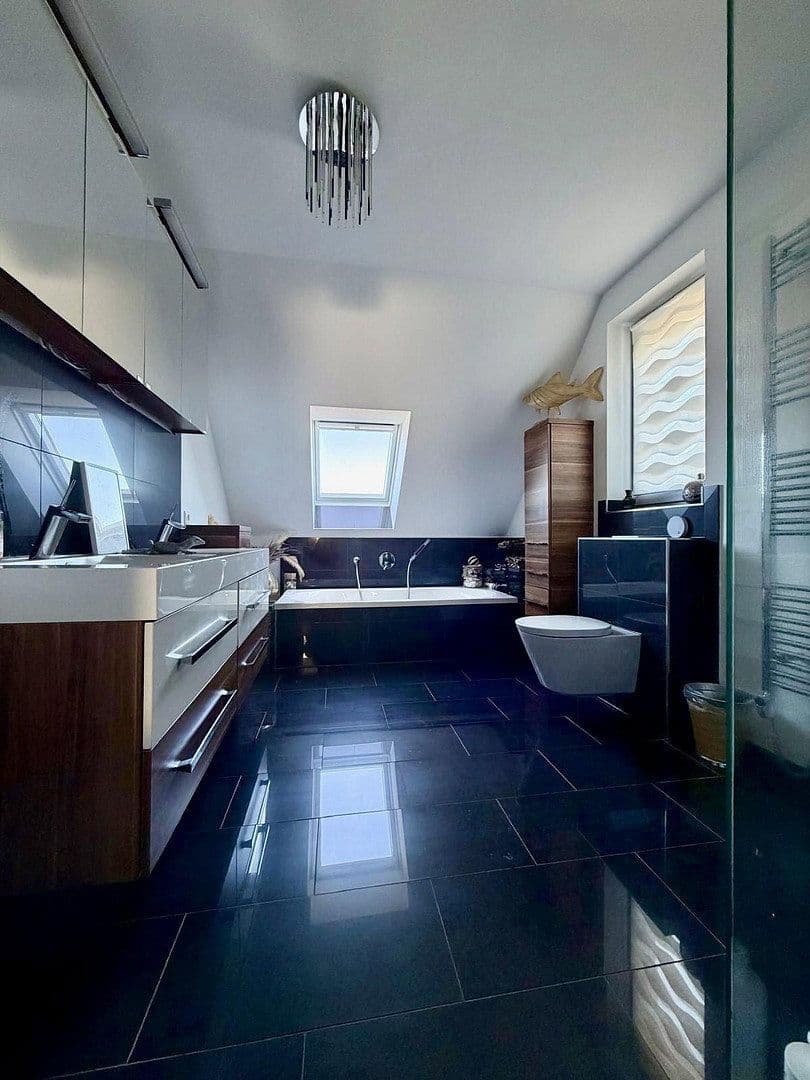 Predaj domu 136 m², pozemok 320 m², Wustrow, Meklenbursko-Predpomoransko Predaj domu 136 m², pozemok 320 m², Wustrow, Meklenbursko-Predpomoransko