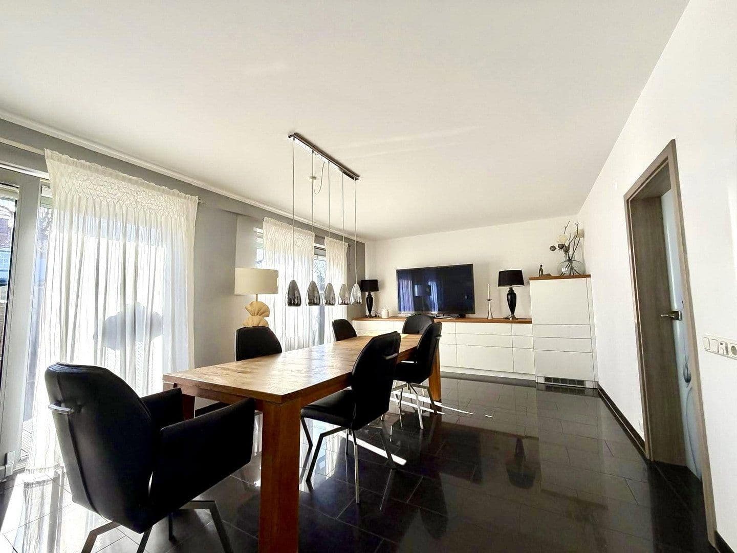 Predaj domu 136 m², pozemok 320 m², Wustrow, Meklenbursko-Predpomoransko Predaj domu 136 m², pozemok 320 m², Wustrow, Meklenbursko-Predpomoransko