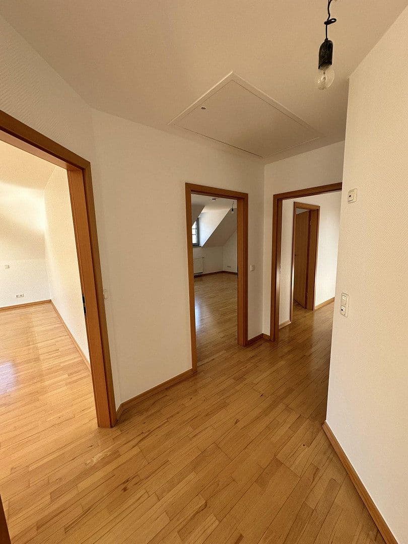 Prenájom bytu 2-izbový 74 m², Schweich, Porýnie-Falcko Prenájom bytu 2-izbový 74 m², Schweich, Porýnie-Falcko