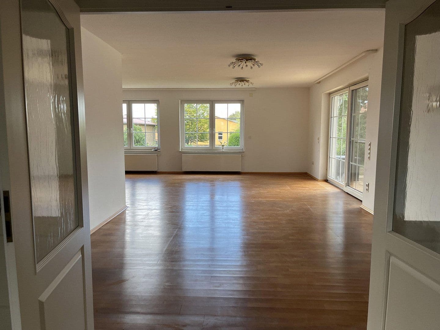 Predaj domu 190 m², pozemok 1.200 m², Frellstedt, Dolné Sasko Predaj domu 190 m², pozemok 1.200 m², Frellstedt, Dolné Sasko