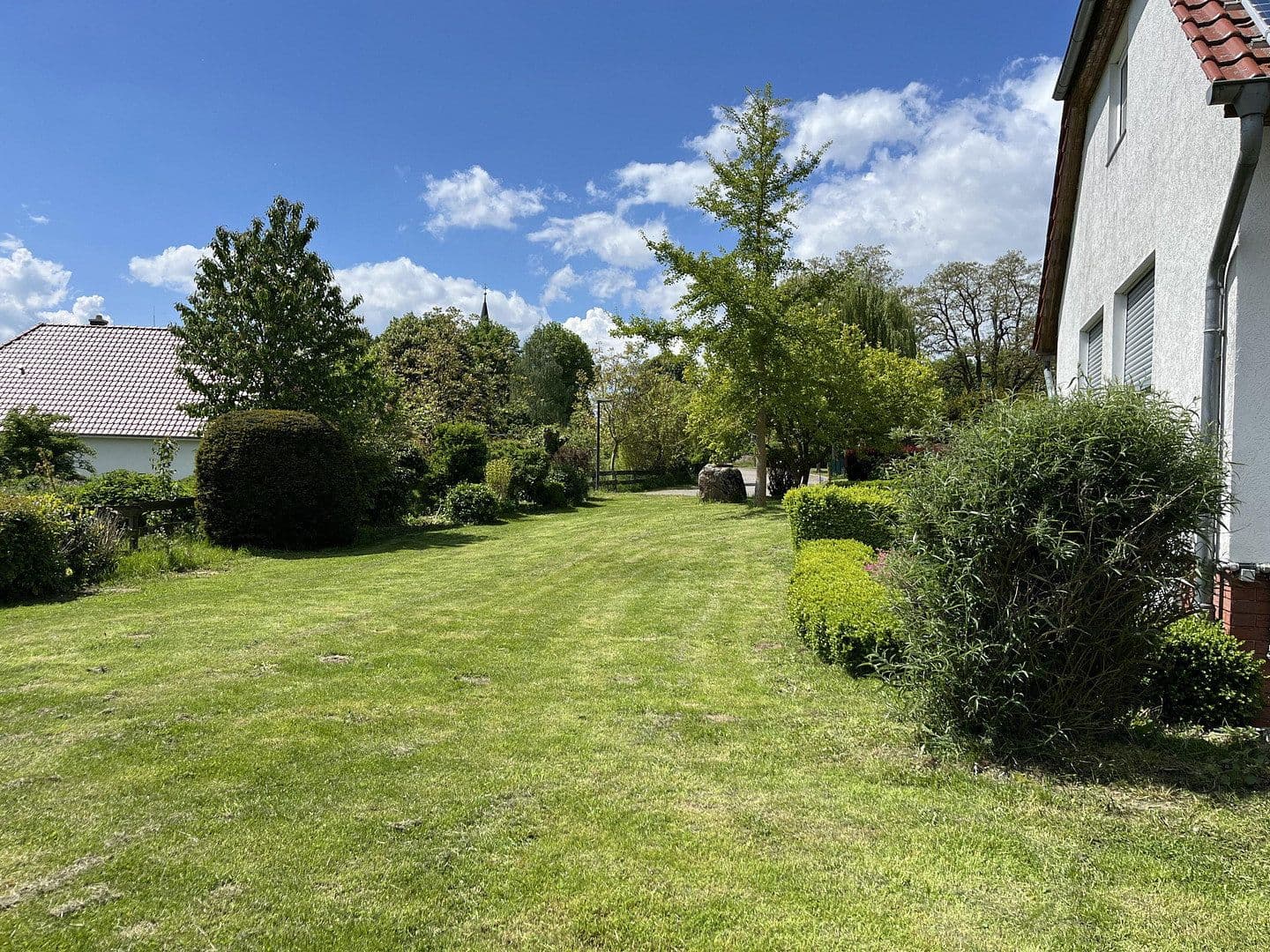 Predaj domu 190 m², pozemok 1.200 m², Frellstedt, Dolné Sasko Predaj domu 190 m², pozemok 1.200 m², Frellstedt, Dolné Sasko