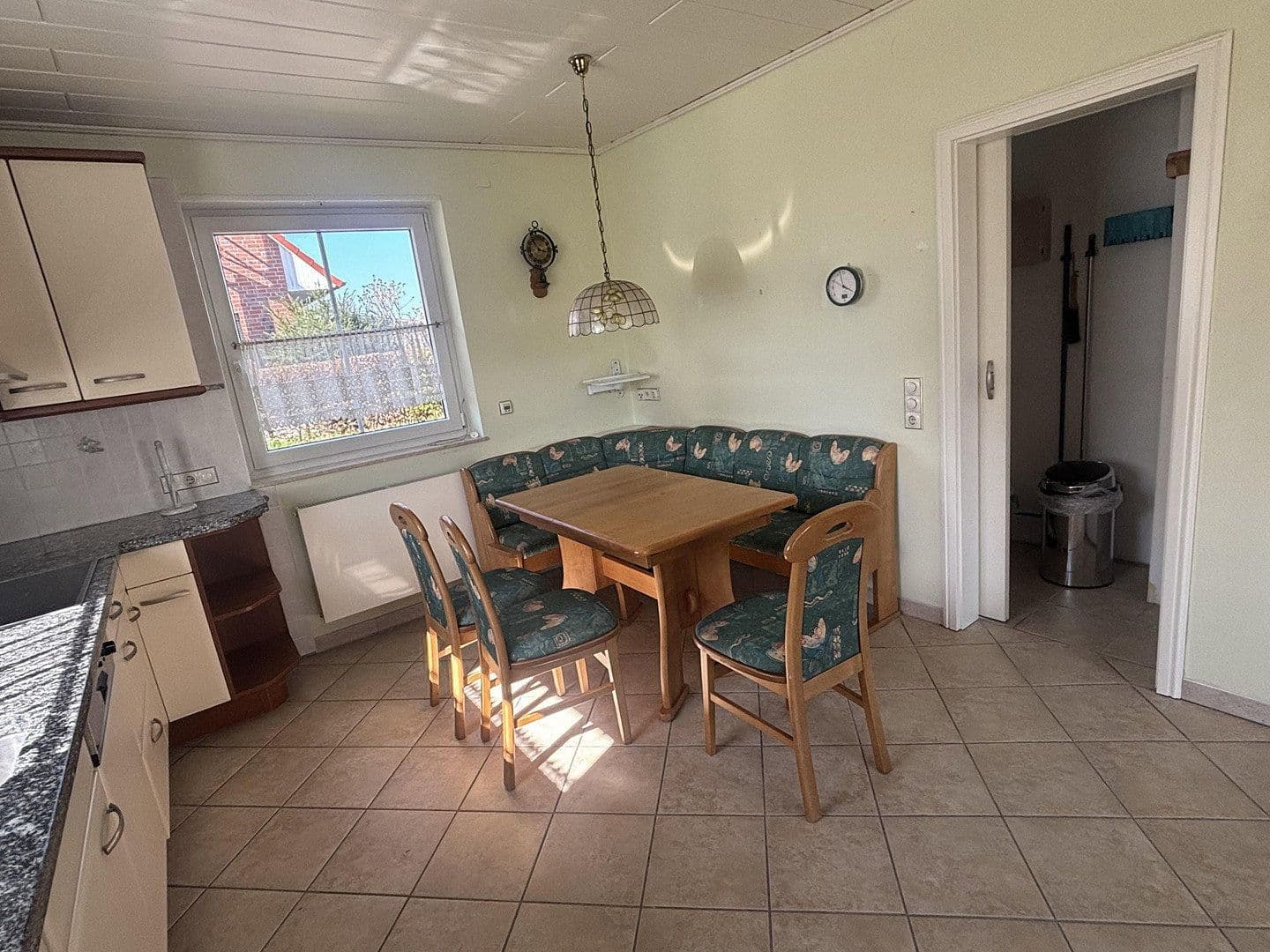 Predaj domu 190 m², pozemok 1.200 m², Frellstedt, Dolné Sasko Predaj domu 190 m², pozemok 1.200 m², Frellstedt, Dolné Sasko