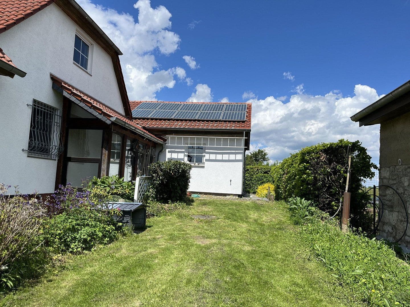 Predaj domu 190 m², pozemok 1.200 m², Frellstedt, Dolné Sasko Predaj domu 190 m², pozemok 1.200 m², Frellstedt, Dolné Sasko