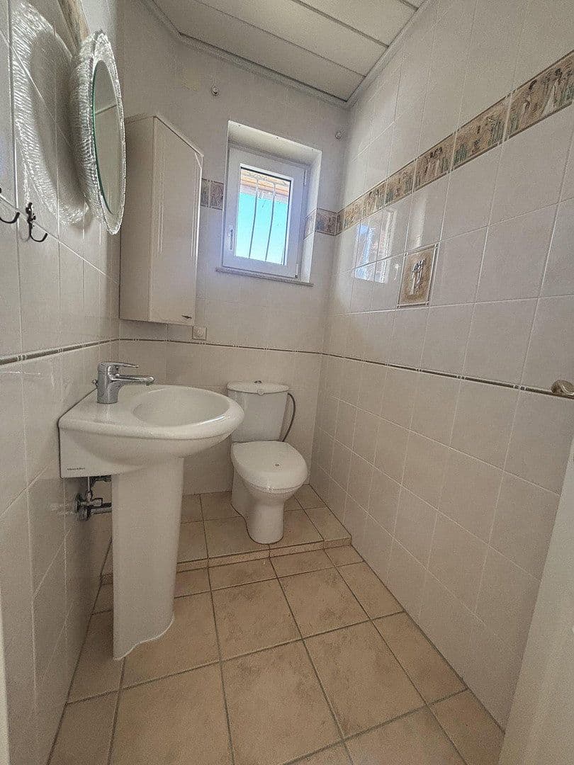 Predaj domu 190 m², pozemok 1.200 m², Frellstedt, Dolné Sasko Predaj domu 190 m², pozemok 1.200 m², Frellstedt, Dolné Sasko