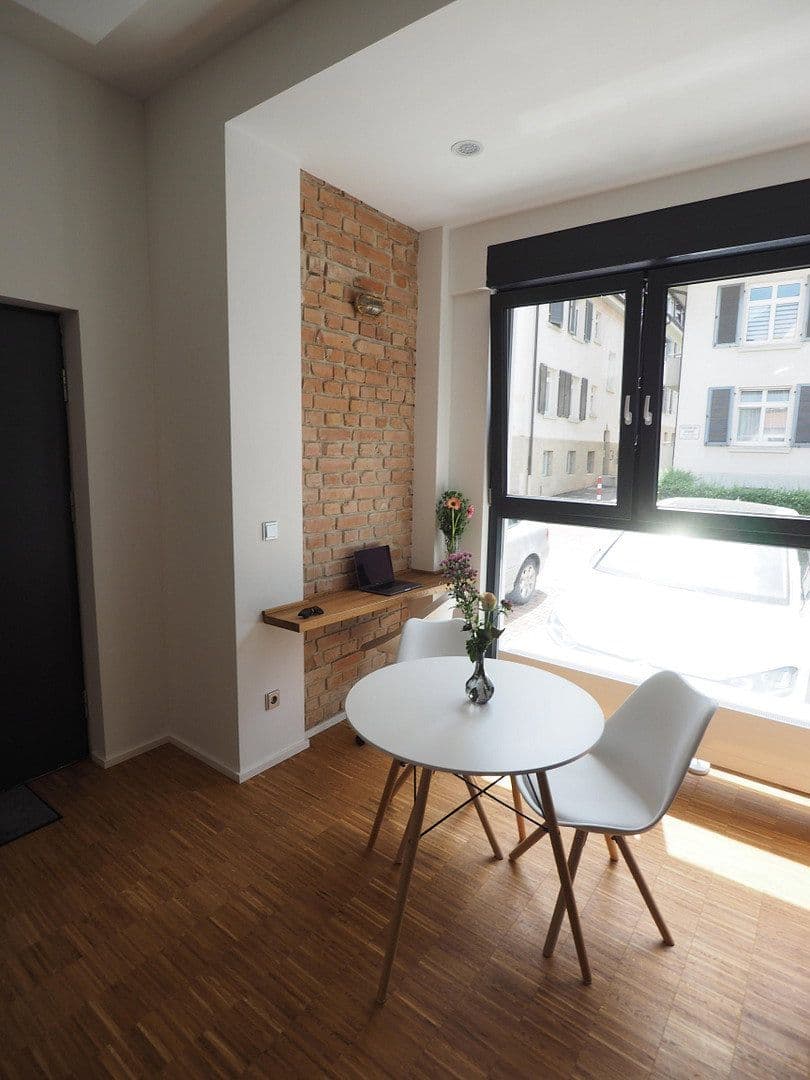 Prenájom bytu 2-izbový 43 m², Heilbronn, Bádensko-Wurttembersko Prenájom bytu 2-izbový 43 m², Heilbronn, Bádensko-Wurttembersko