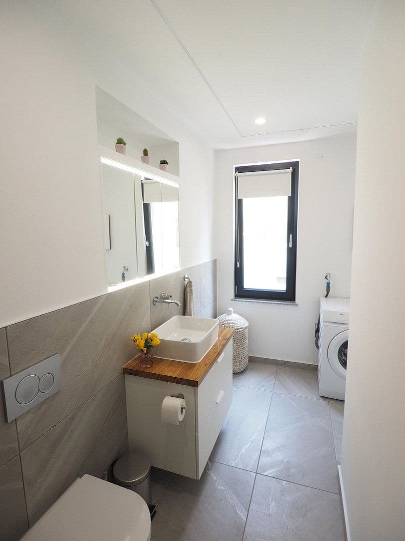 Prenájom bytu 2-izbový 43 m², Heilbronn, Bádensko-Wurttembersko Prenájom bytu 2-izbový 43 m², Heilbronn, Bádensko-Wurttembersko