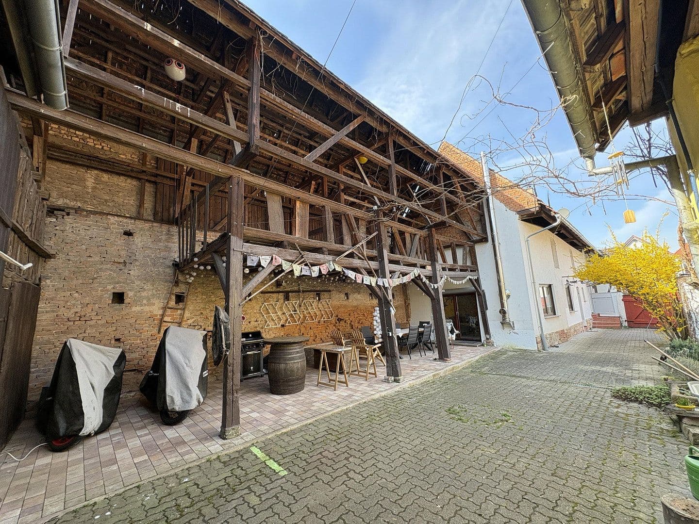 Predaj domu 170 m², pozemok 756 m², Harthausen, Porýnie-Falcko Predaj domu 170 m², pozemok 756 m², Harthausen, Porýnie-Falcko