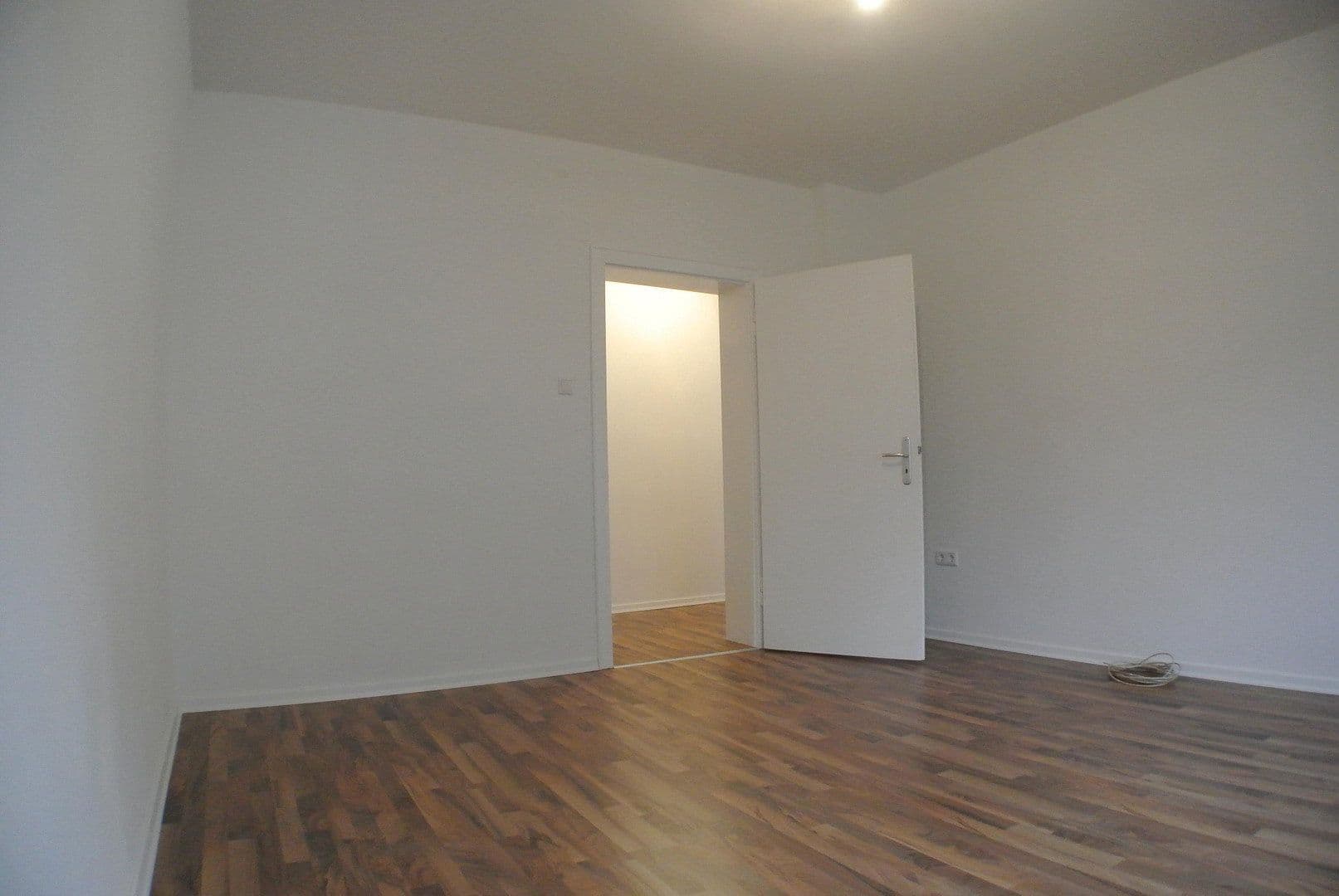 Predaj domu 511 m², pozemok 413 m², Solingen, Severné Porýnie - Westfálsko Predaj domu 511 m², pozemok 413 m², Solingen, Severné Porýnie - Westfálsko