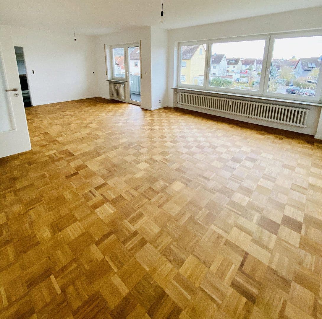 Prenájom bytu 3-izbový 105 m², Neusitz, Bavorsko Prenájom bytu 3-izbový 105 m², Neusitz, Bavorsko