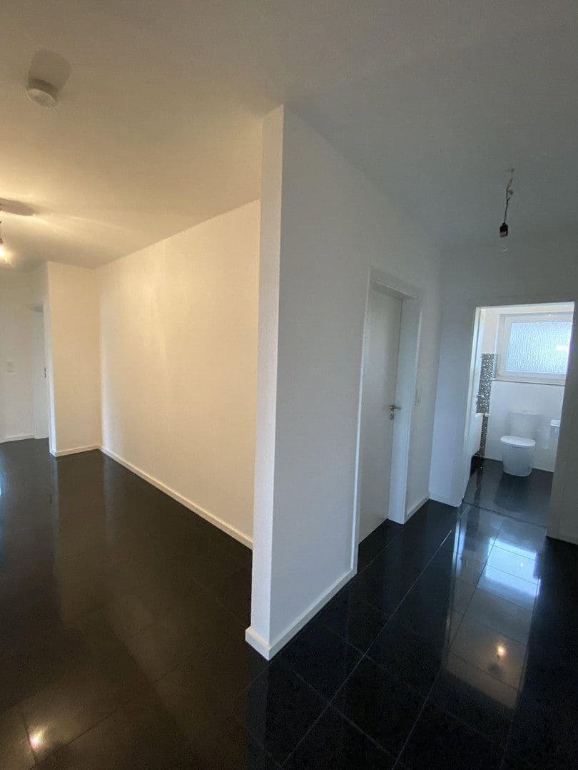 Prenájom bytu 3-izbový 105 m², Neusitz, Bavorsko Prenájom bytu 3-izbový 105 m², Neusitz, Bavorsko