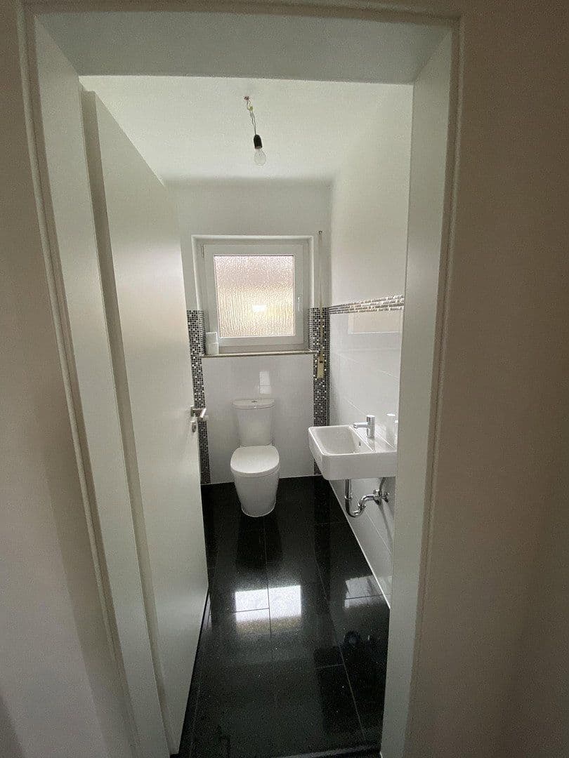 Prenájom bytu 3-izbový 105 m², Neusitz, Bavorsko Prenájom bytu 3-izbový 105 m², Neusitz, Bavorsko