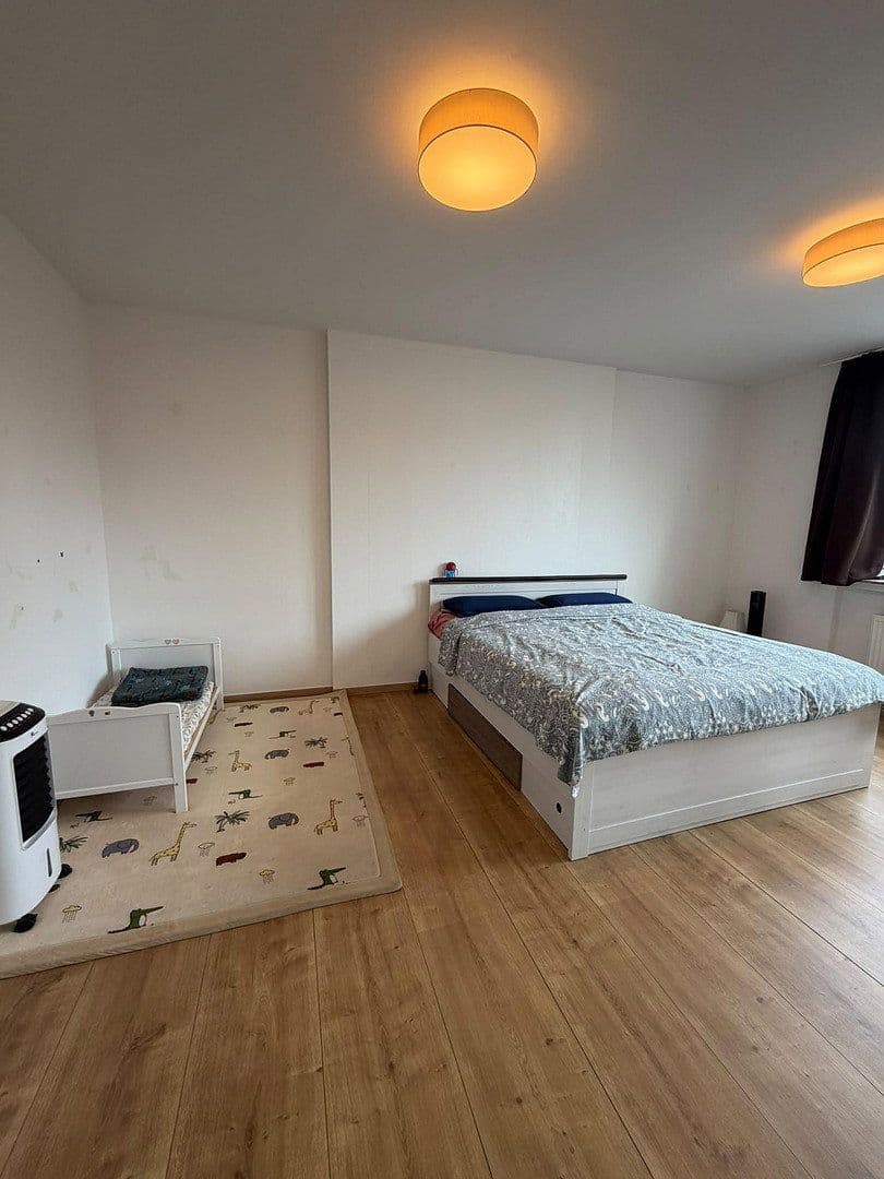 Prenájom bytu 4-izbový 135 m², Louisenstraße 69, Bad Homburg vor der Höhe, Hesensko Prenájom bytu 4-izbový 135 m², Louisenstraße 69, Bad Homburg vor der Höhe, Hesensko