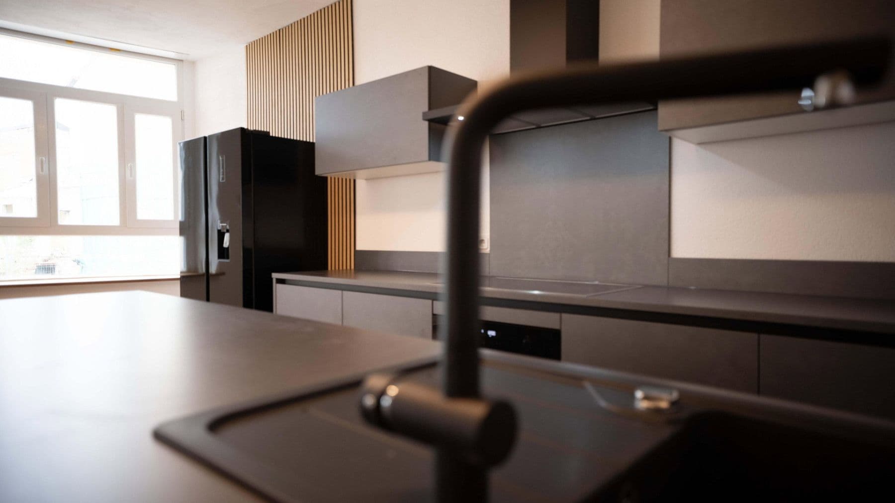 Prenájom bytu 2-izbový 78 m², Saargemünderstr. 120, Saarbrücken, Sársko Prenájom bytu 2-izbový 78 m², Saargemünderstr. 120, Saarbrücken, Sársko