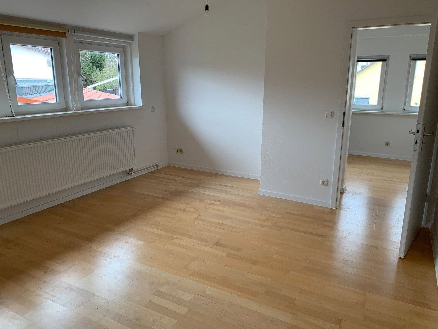 Prenájom domu 95 m², pozemok 150 m², Eschborn, Hesensko Prenájom domu 95 m², pozemok 150 m², Eschborn, Hesensko