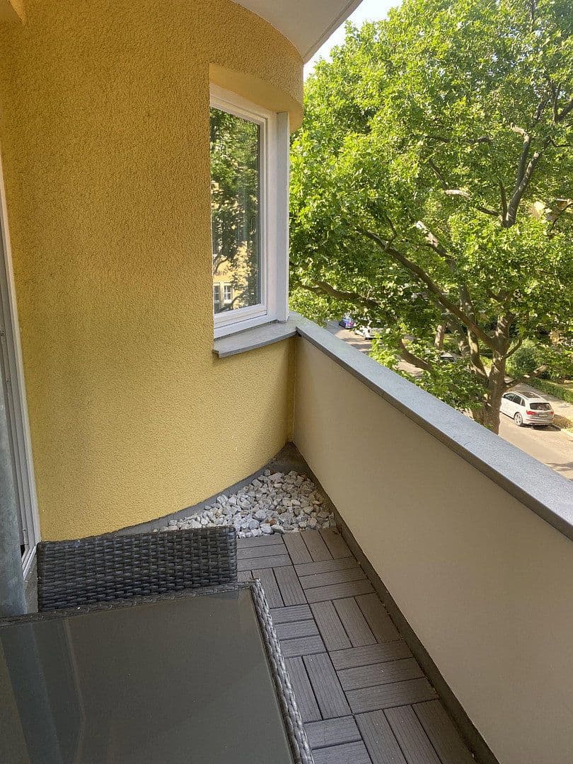 Prenájom bytu 3-izbový 80 m², Aßmannshauser Str. 3, Berlin, Berlín Prenájom bytu 3-izbový 80 m², Aßmannshauser Str. 3, Berlin, Berlín