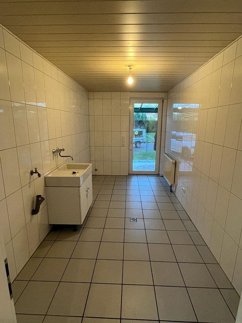 Prenájom bytu 2-izbový 100 m², Dortmund, Severné Porýnie - Westfálsko Prenájom bytu 2-izbový 100 m², Dortmund, Severné Porýnie - Westfálsko