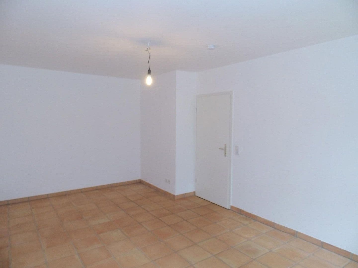 Prenájom bytu 3-izbový 121 m², Hochrad 33a, Hamburg, Hamburg Prenájom bytu 3-izbový 121 m², Hochrad 33a, Hamburg, Hamburg