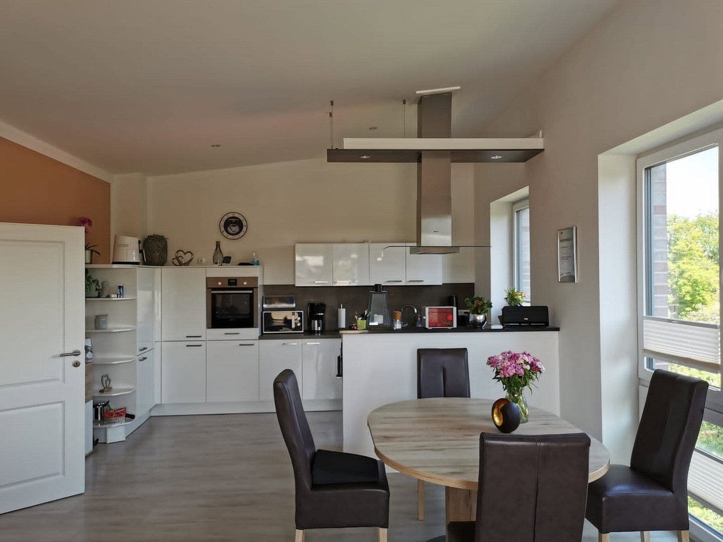 Prenájom bytu 2-izbový 83 m², Lütjensee, Šlezvicko-Holštajnsko Prenájom bytu 2-izbový 83 m², Lütjensee, Šlezvicko-Holštajnsko