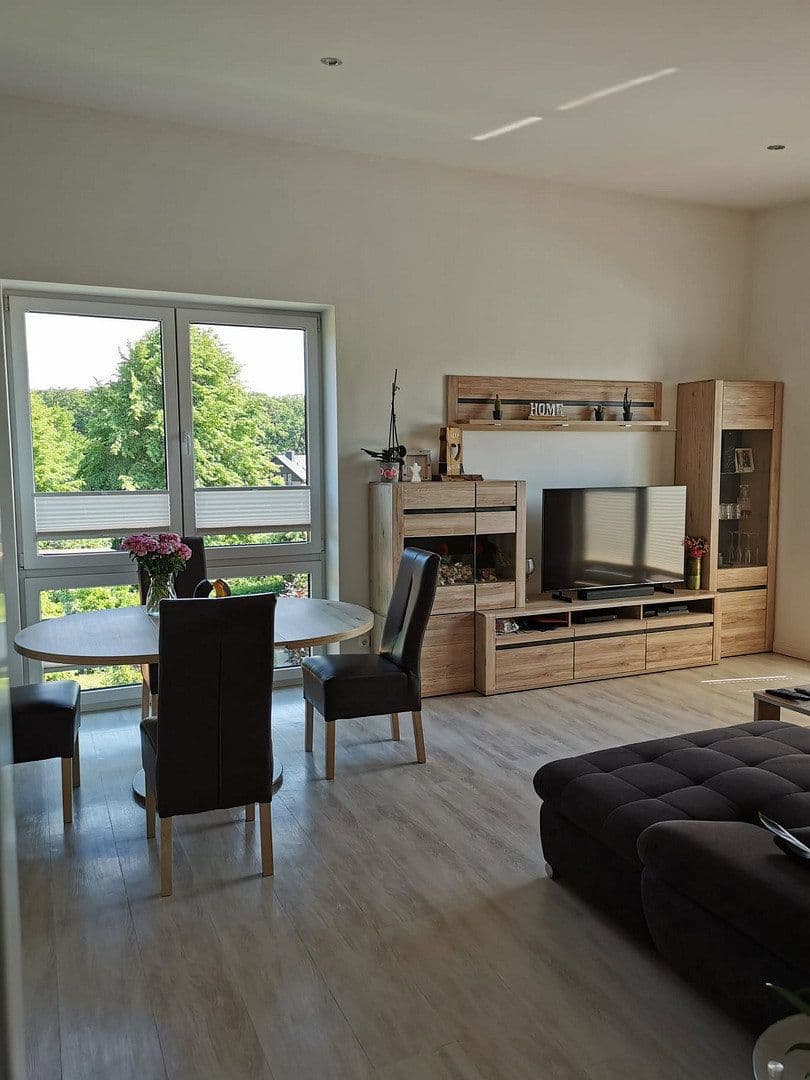 Prenájom bytu 2-izbový 83 m², Lütjensee, Šlezvicko-Holštajnsko Prenájom bytu 2-izbový 83 m², Lütjensee, Šlezvicko-Holštajnsko