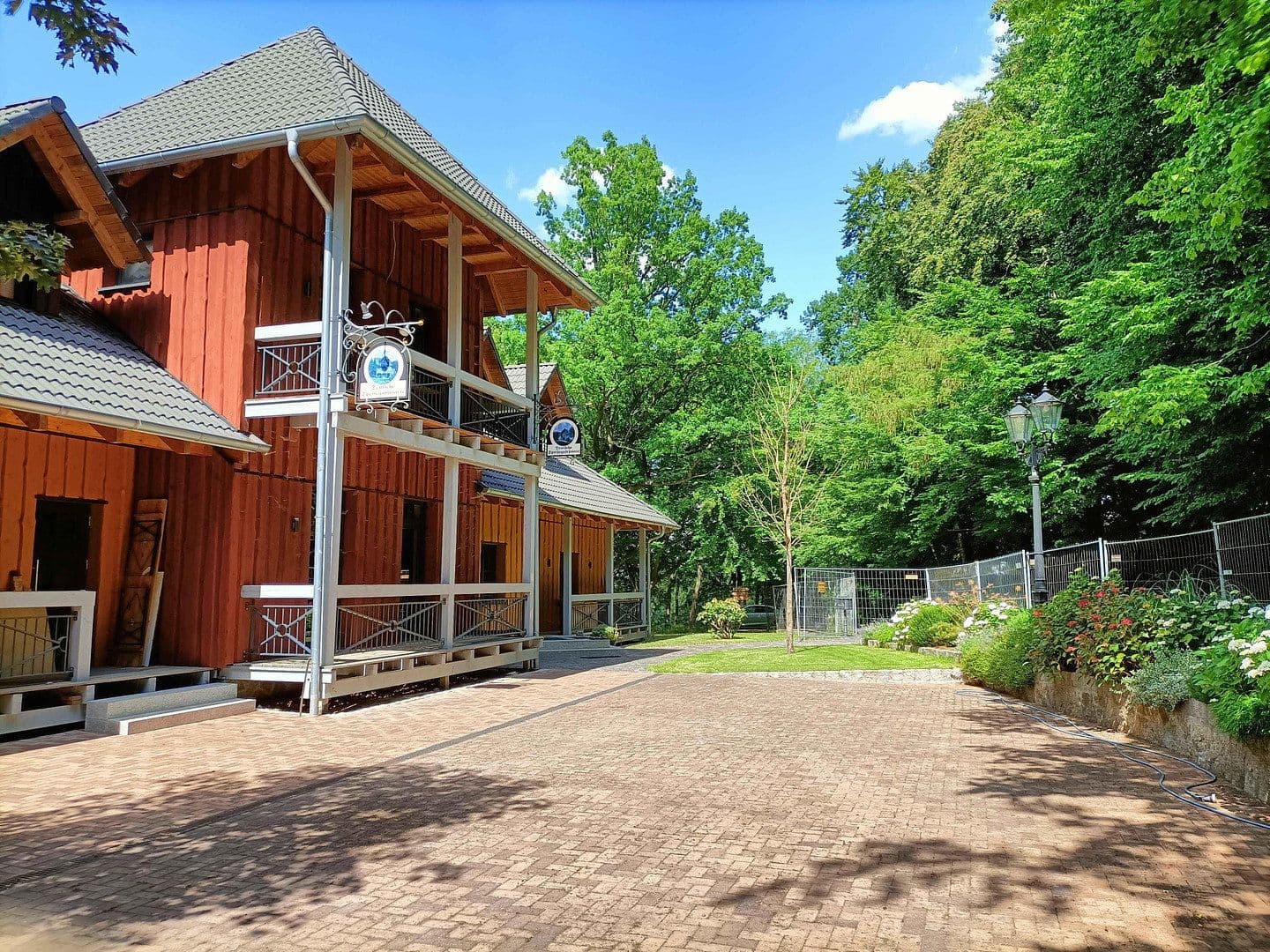 Predaj nebytového priestoru 5.560 m², Bad Nenndorf, Dolné Sasko Predaj nebytového priestoru 5.560 m², Bad Nenndorf, Dolné Sasko