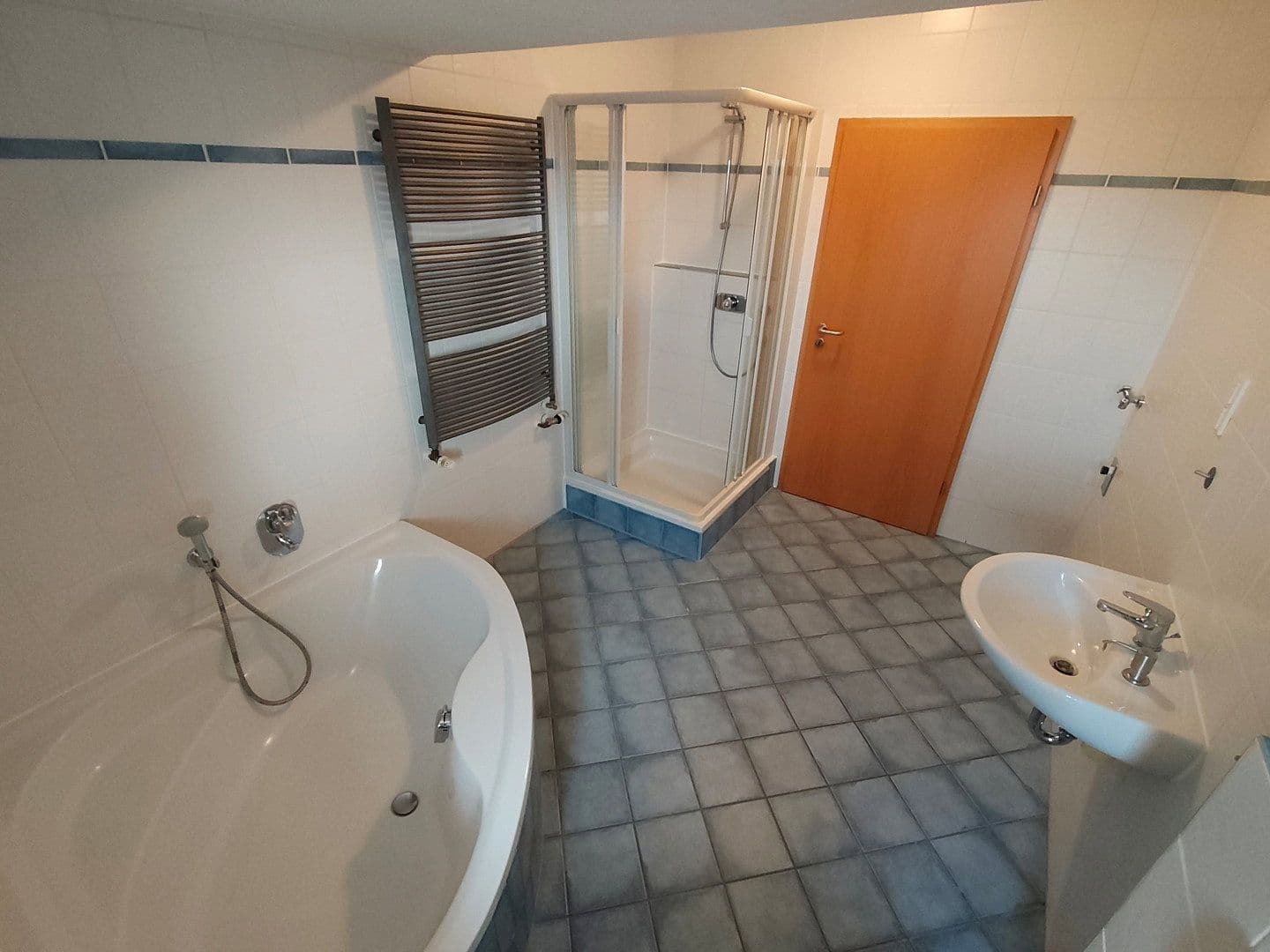 Predaj bytu 2-izbový 81 m², Wunstorf, Dolné Sasko Predaj bytu 2-izbový 81 m², Wunstorf, Dolné Sasko