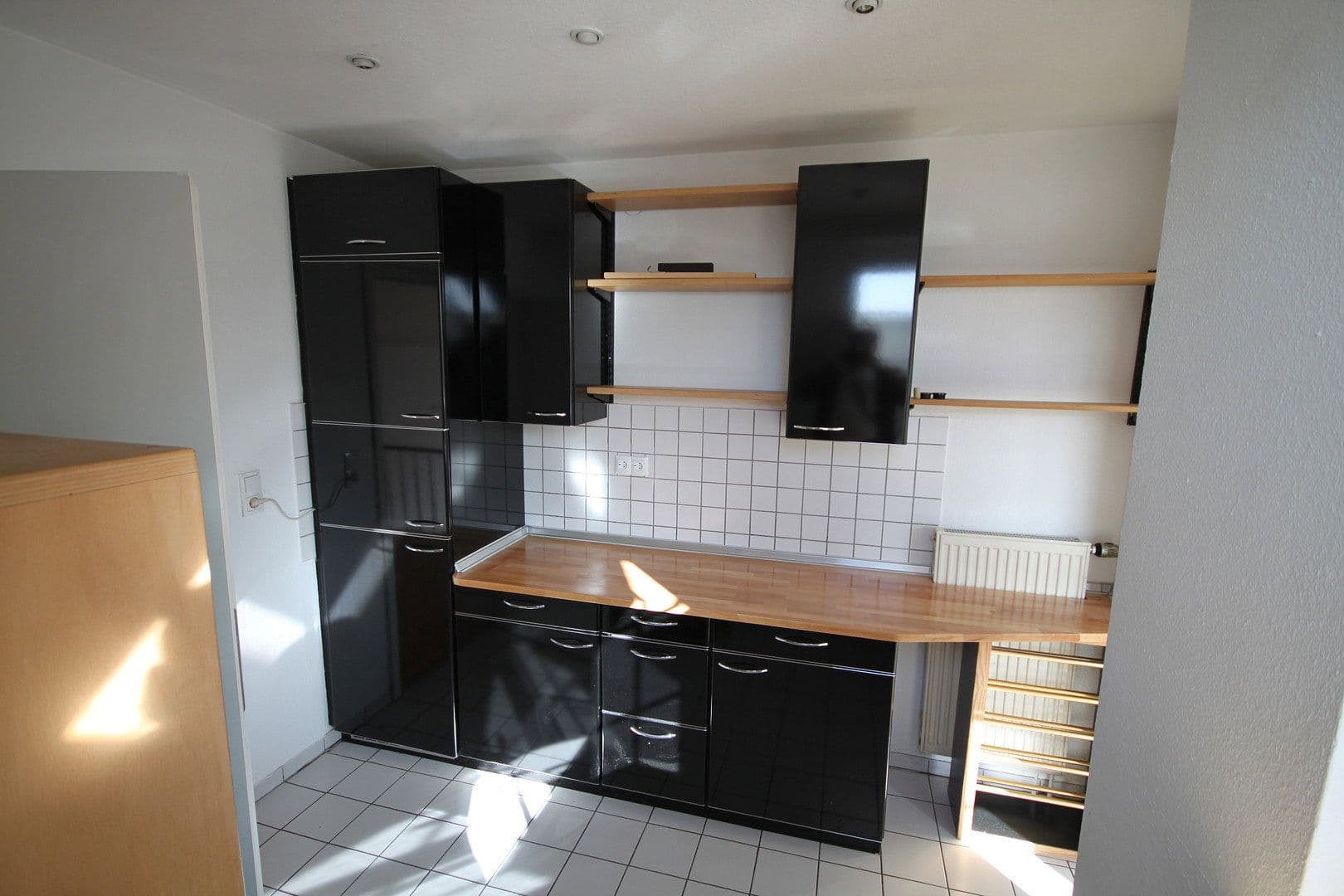 Prenájom bytu 2-izbový 90 m², Neu-Isenburg, Hesensko Prenájom bytu 2-izbový 90 m², Neu-Isenburg, Hesensko