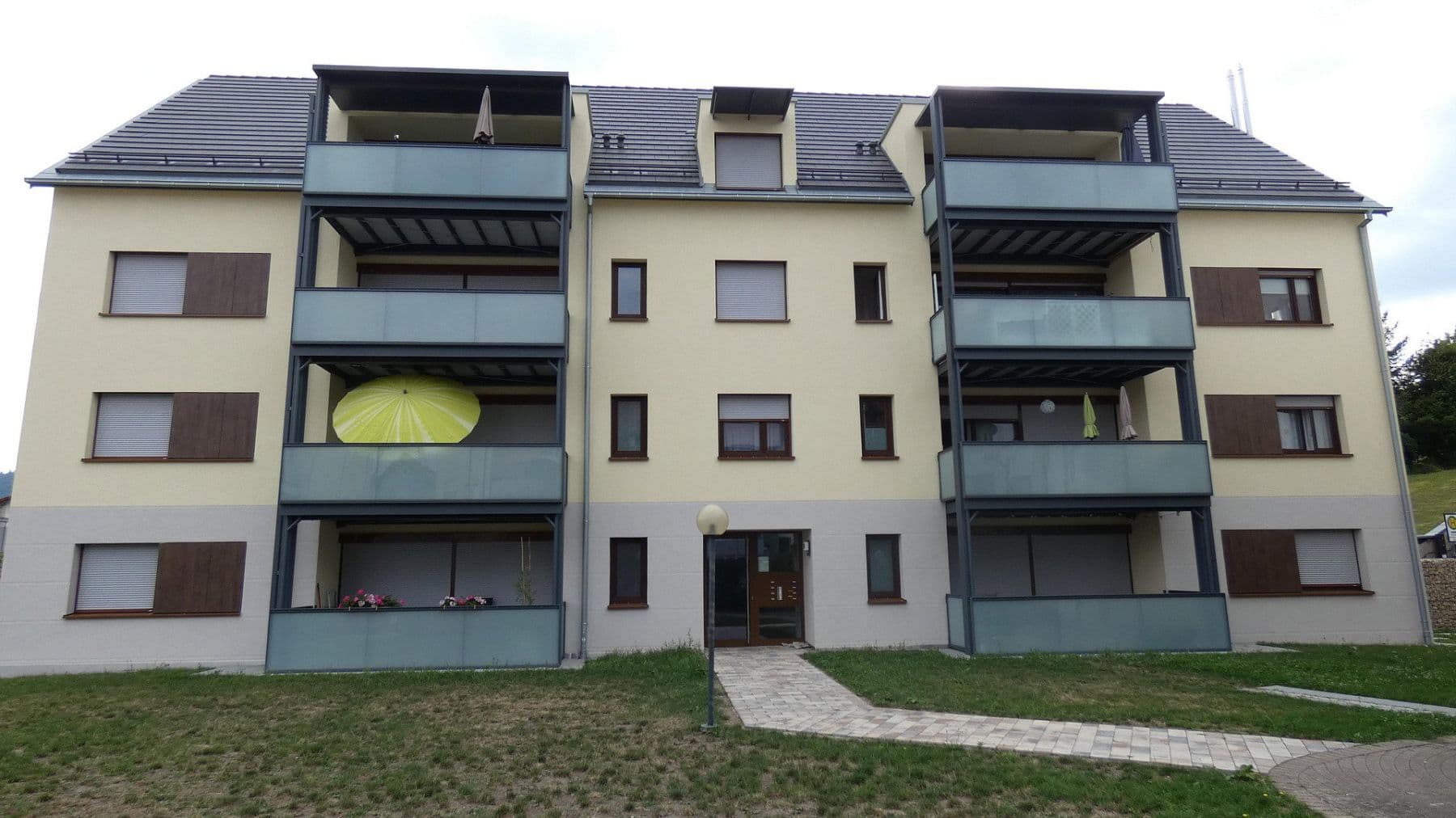 Prenájom bytu 3-izbový 99 m², Moltkestr. 23, Lahr/Schwarzwald, Bádensko-Wurttembersko Prenájom bytu 3-izbový 99 m², Moltkestr. 23, Lahr/Schwarzwald, Bádensko-Wurttembersko
