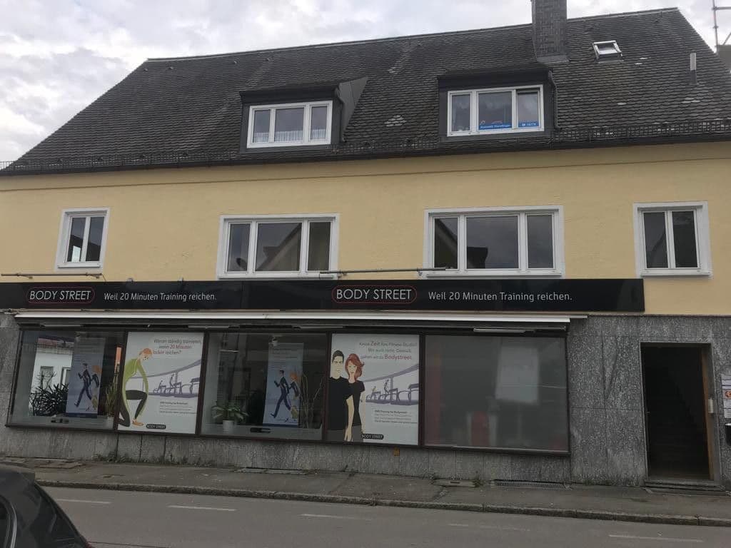 Predaj domu 735 m², pozemok 267 m², Dachau, Bavorsko Predaj domu 735 m², pozemok 267 m², Dachau, Bavorsko