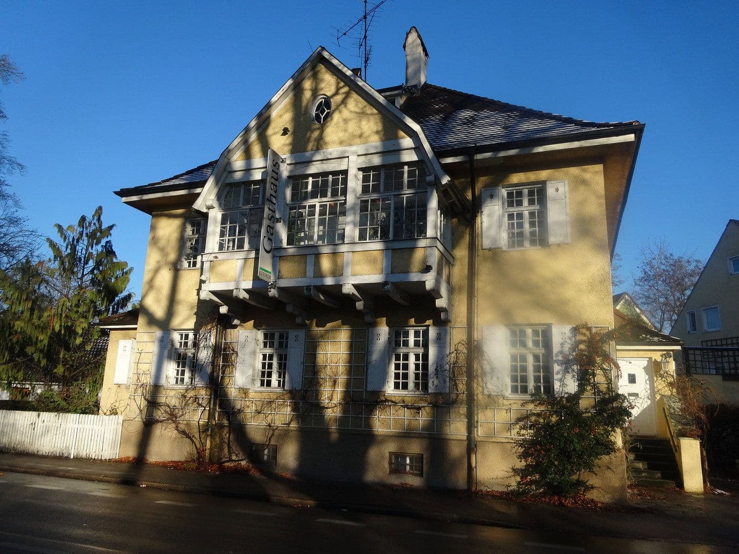 Predaj domu 332 m², pozemok 476 m², Dachau, Bavorsko Predaj domu 332 m², pozemok 476 m², Dachau, Bavorsko