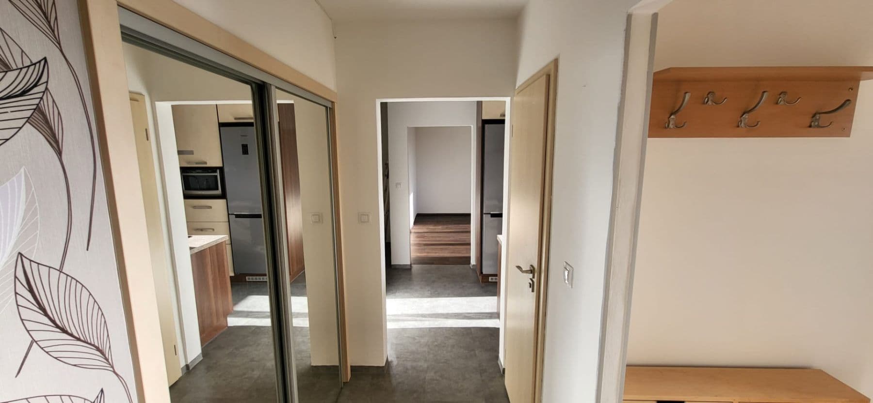 Prenájom bytu 4-izbový 87 m², Zikova, Olomouc, Olomoucký kraj Prenájom bytu 4-izbový 87 m², Zikova, Olomouc, Olomoucký kraj