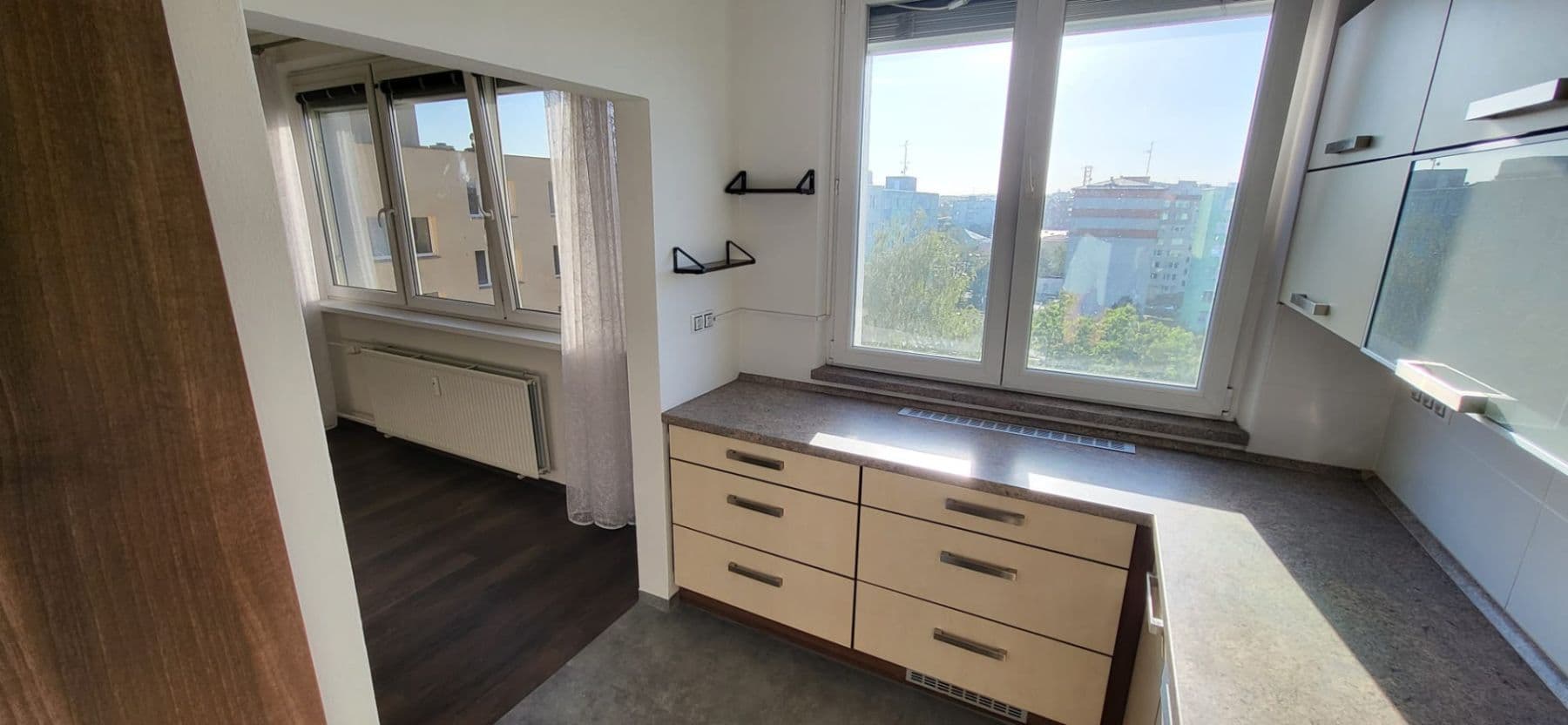 Prenájom bytu 4-izbový 87 m², Zikova, Olomouc, Olomoucký kraj Prenájom bytu 4-izbový 87 m², Zikova, Olomouc, Olomoucký kraj