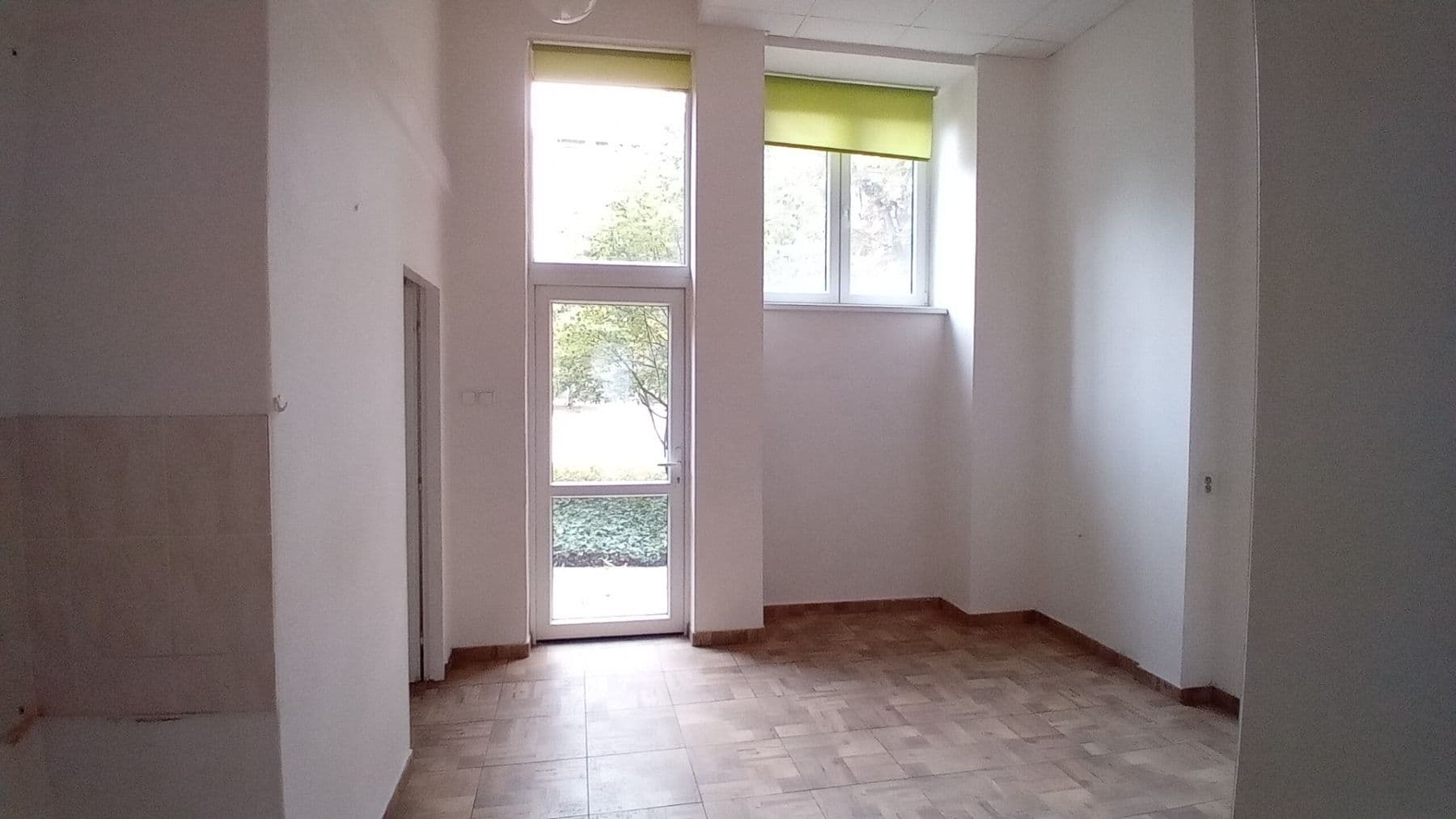 Prenájom nebytového priestoru 85 m², Hartigova, Praha, Praha Prenájom nebytového priestoru 85 m², Hartigova, Praha, Praha