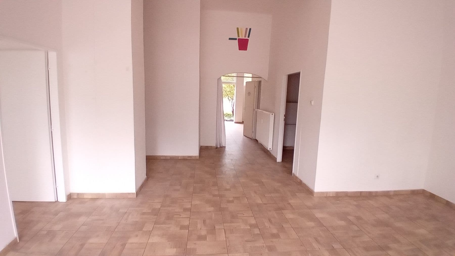Prenájom nebytového priestoru 85 m², Hartigova, Praha, Praha Prenájom nebytového priestoru 85 m², Hartigova, Praha, Praha