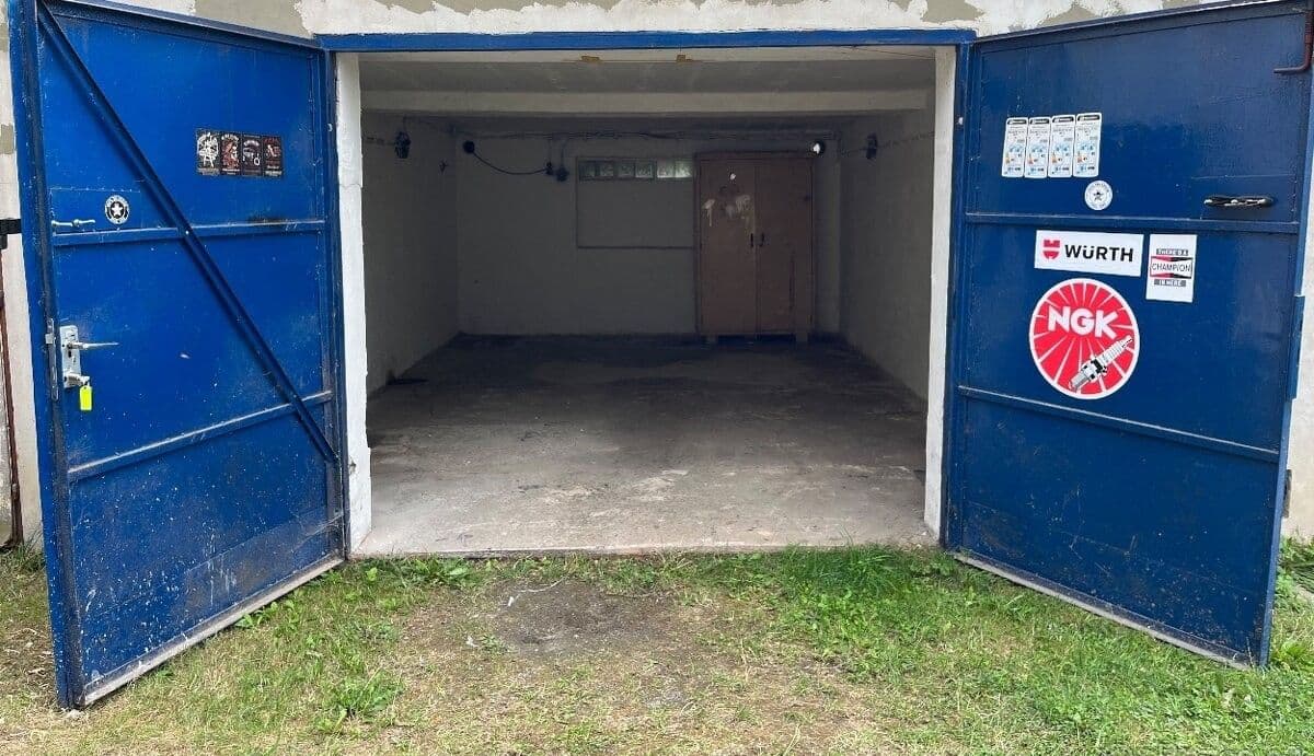 Predaj garáže 28 m², Děčín, Ústecký kraj Predaj garáže 28 m², Děčín, Ústecký kraj