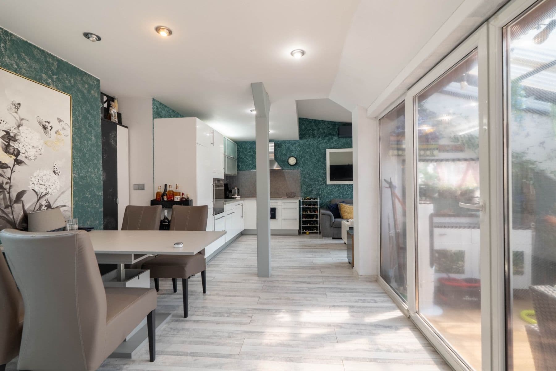 Predaj bytu 3-izbový 100 m², Kováků, Praha, Praha Predaj bytu 3-izbový 100 m², Kováků, Praha, Praha