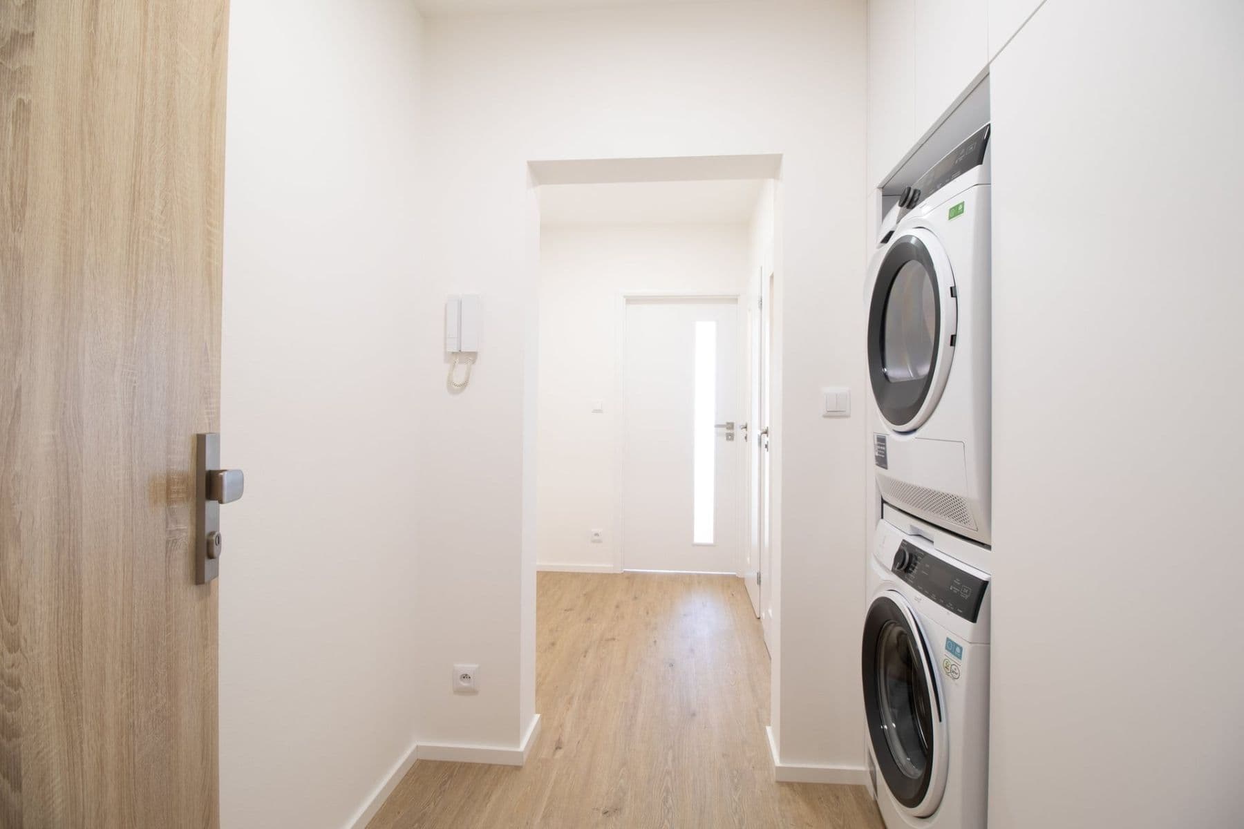 Prenájom bytu 1-izbový 28 m², Nad lesním divadlem, Praha, Praha Prenájom bytu 1-izbový 28 m², Nad lesním divadlem, Praha, Praha