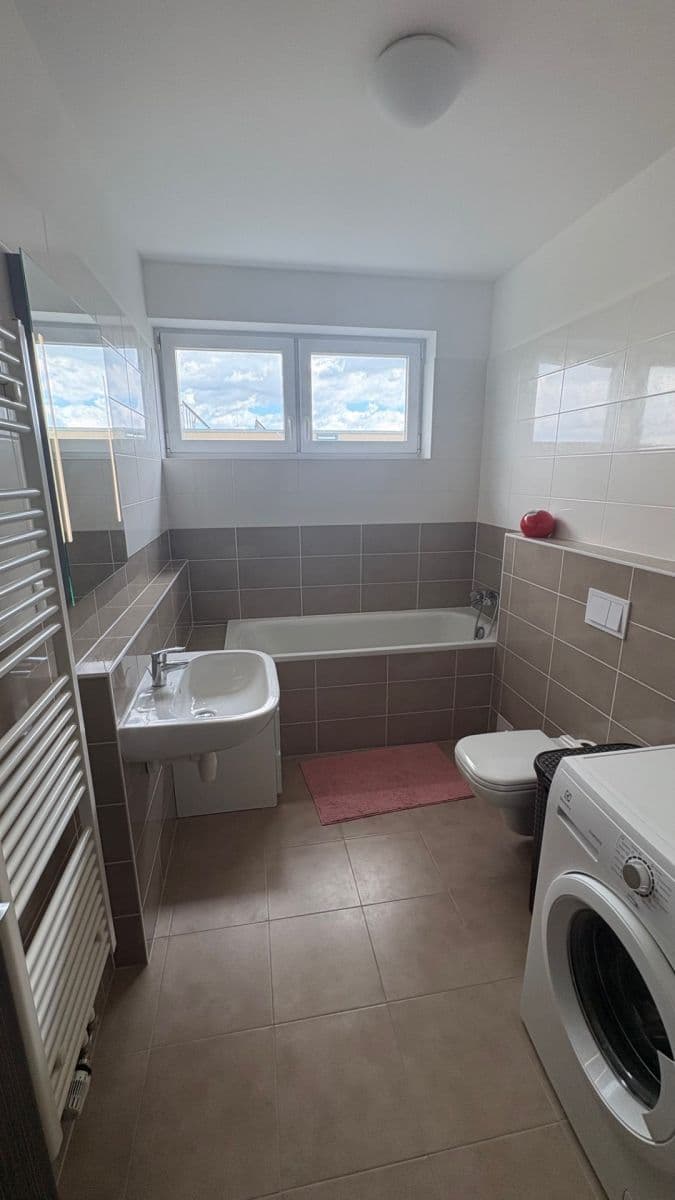 Prenájom bytu 2-izbový 50 m², Václava Trojana, Praha, Praha Prenájom bytu 2-izbový 50 m², Václava Trojana, Praha, Praha