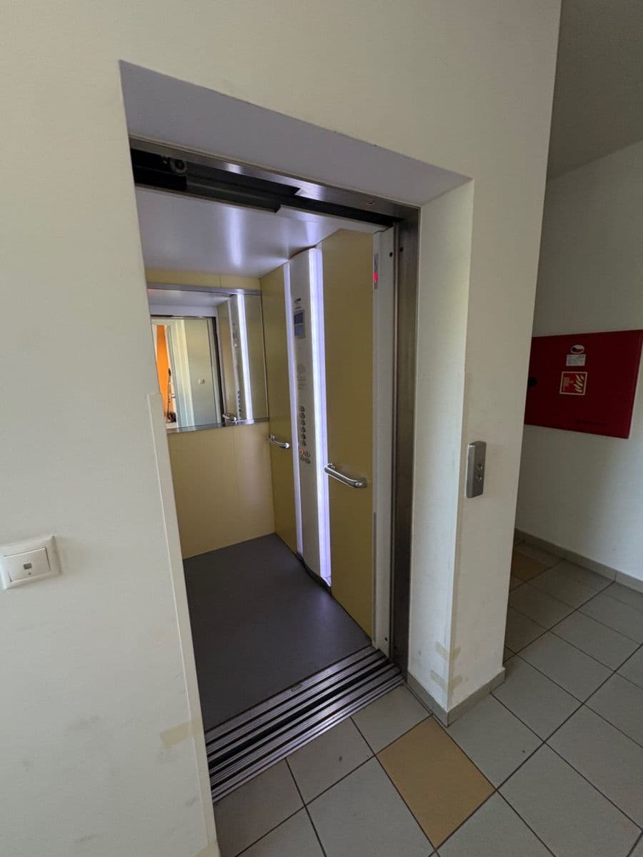 Prenájom bytu 2-izbový 50 m², Václava Trojana, Praha, Praha Prenájom bytu 2-izbový 50 m², Václava Trojana, Praha, Praha