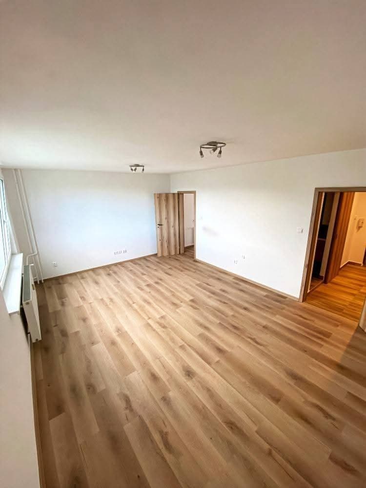 Prenájom bytu 1-izbový 40 m², Boženy Němcové, Jablonec nad Nisou, Liberecký kraj Prenájom bytu 1-izbový 40 m², Boženy Němcové, Jablonec nad Nisou, Liberecký kraj