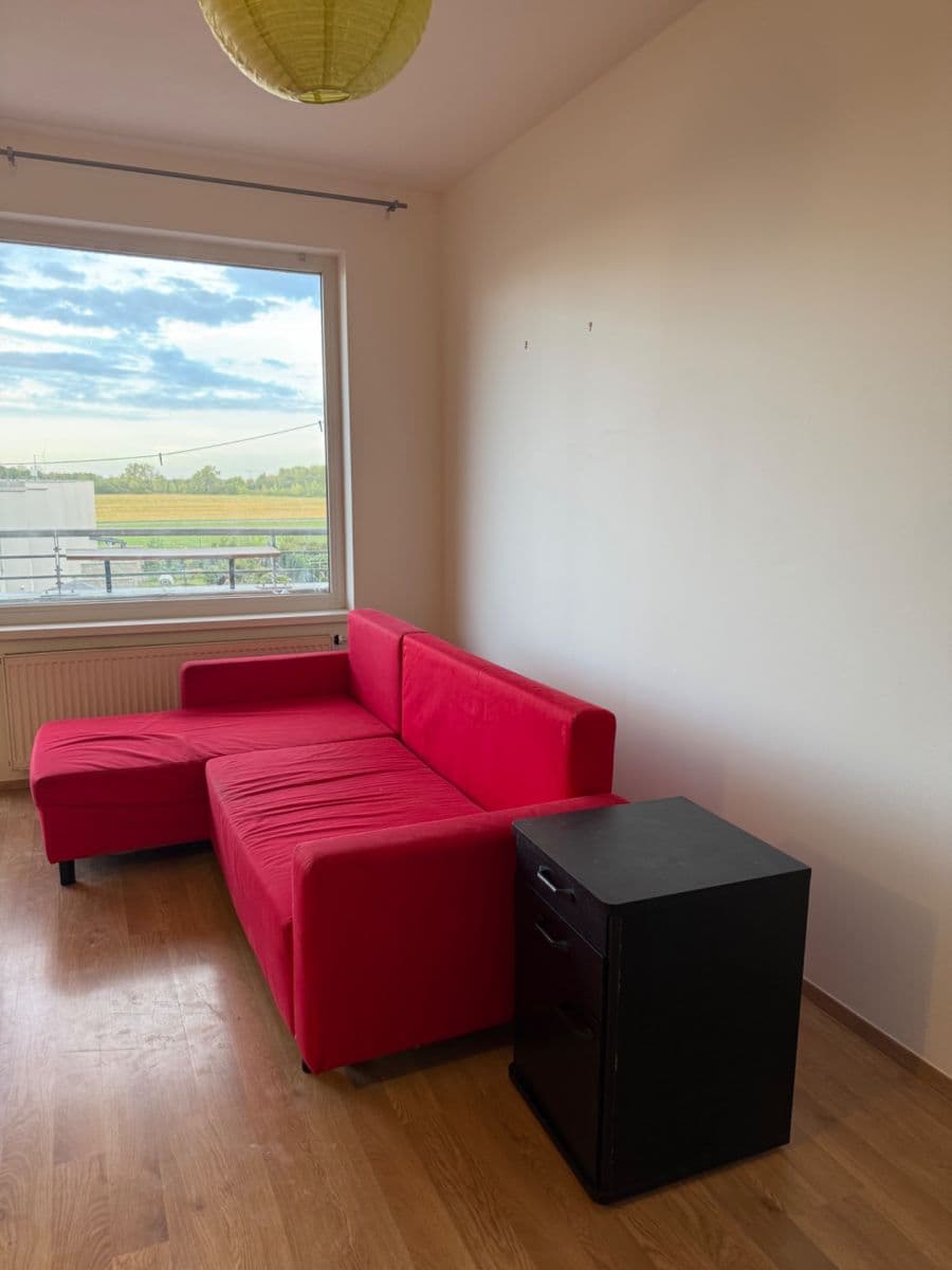 Prenájom bytu 1-izbový 33 m², Miroslava Hajna, Praha, Praha Prenájom bytu 1-izbový 33 m², Miroslava Hajna, Praha, Praha