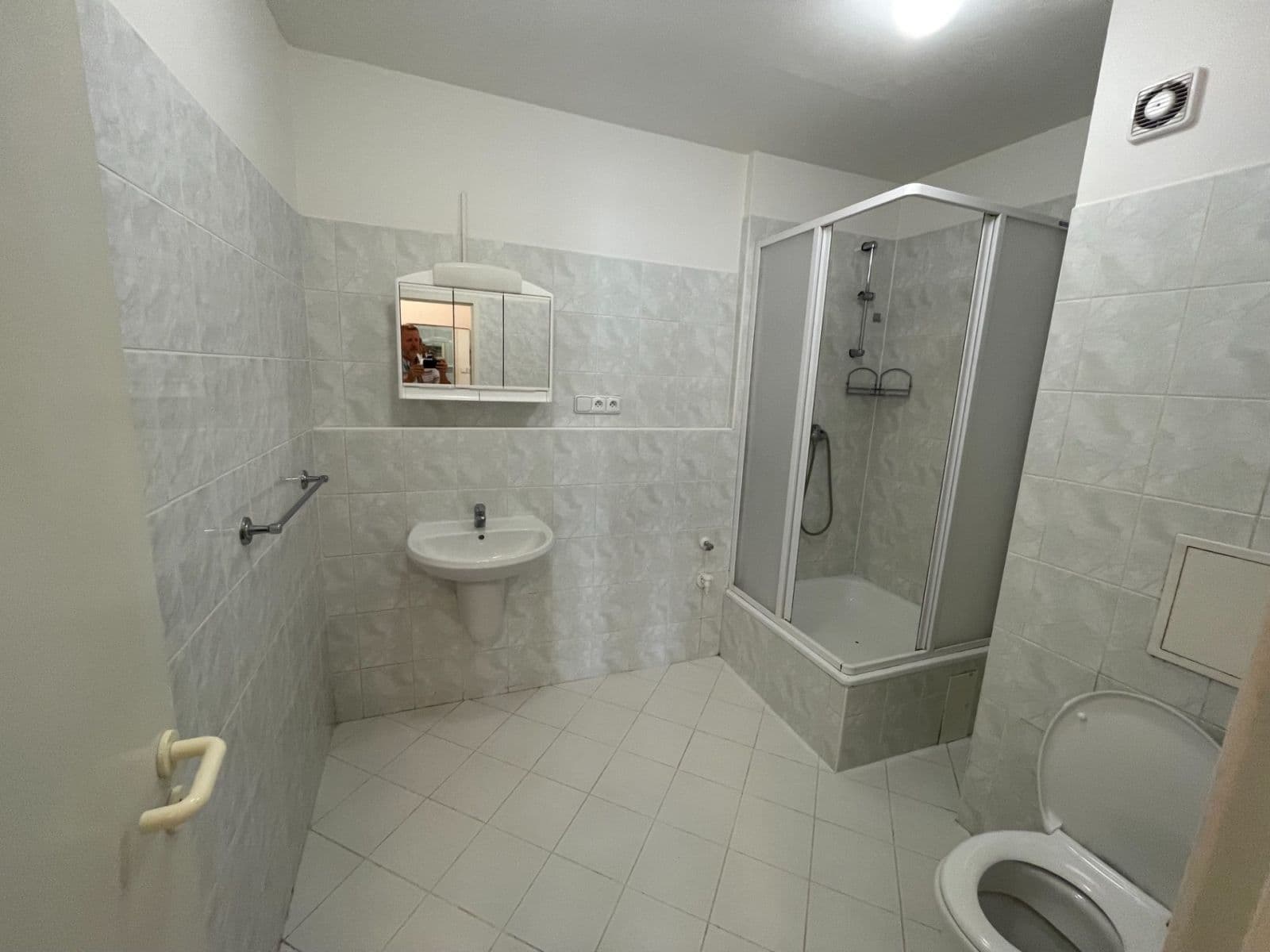 Prenájom bytu 2-izbový 41 m², Štětínská, Praha, Praha Prenájom bytu 2-izbový 41 m², Štětínská, Praha, Praha