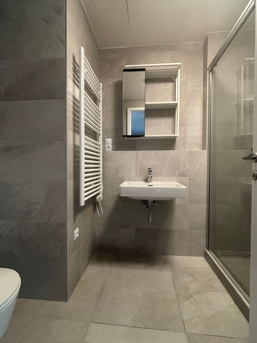 Predaj bytu 2-izbový 65 m², Jankovcova, Praha, Praha Predaj bytu 2-izbový 65 m², Jankovcova, Praha, Praha